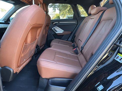 Used 2020 Audi Q3 2.0T Premium w/ Convenience Package image 15