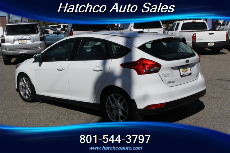 Used 2015 Ford Focus SE w/ Equipment Group 201A FWD image 3