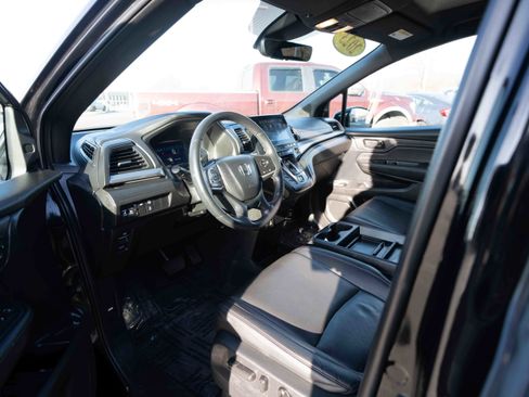 Certified 2023 Honda Odyssey Sport image 8