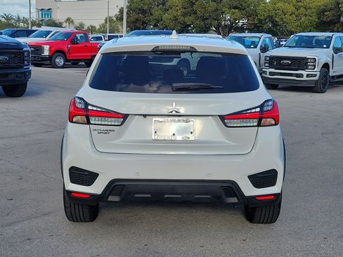 Used 2021 Mitsubishi Outlander Sport ES image 6