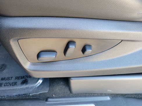 Used 2018 Chevrolet Tahoe Premier image 25