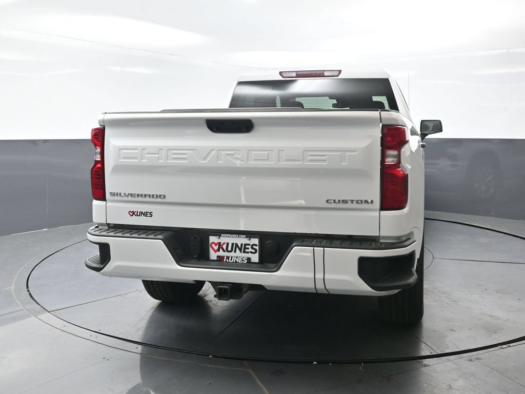 Used 2023 Chevrolet Silverado 1500 Custom AWD/4WD image 4