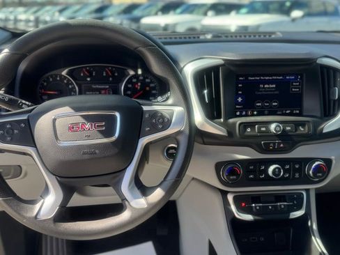 Used 2023 GMC Terrain SLE w/ Driver Convenience Package image 13