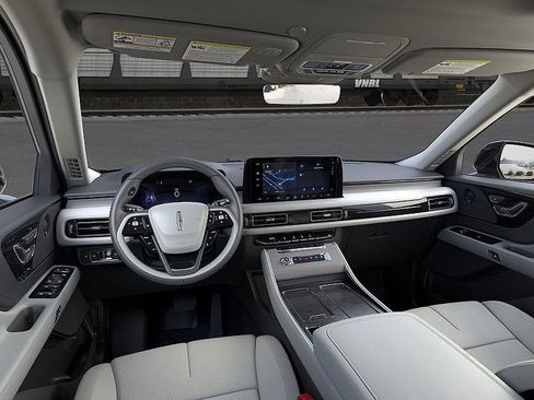 New 2026 Lincoln Aviator Reserve w/ Illumination Package AWD/4WD image 9