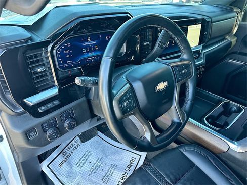 Certified 2024 Chevrolet Silverado 3500 High Country w/ High Country Premium Package image 9