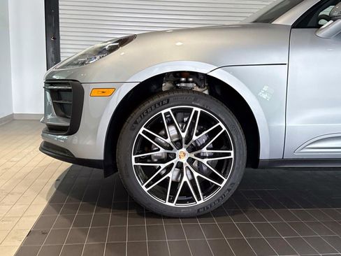 New 2026 Porsche Macan image 11