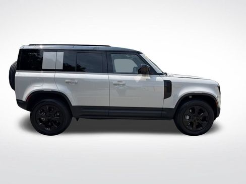 Used 2026 Land Rover Defender 110 S AWD/4WD image 4