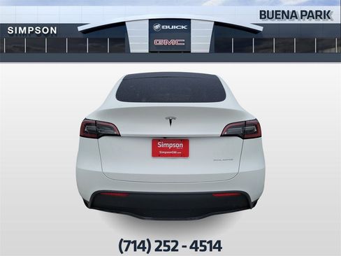 Used 2023 Tesla Model Y Long Range image 7