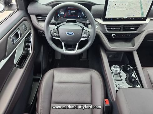 New 2026 Ford Explorer Platinum RWD image 11