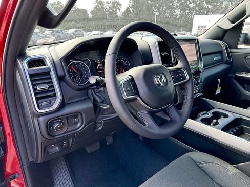 New 2026 RAM 1500 Big Horn AWD/4WD image 14