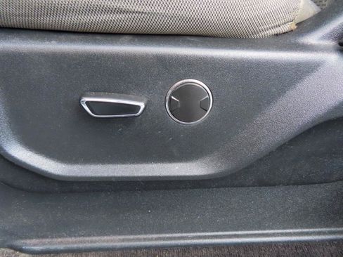 Used 2019 Ford F250 XLT w/ XLT Value Package image 30