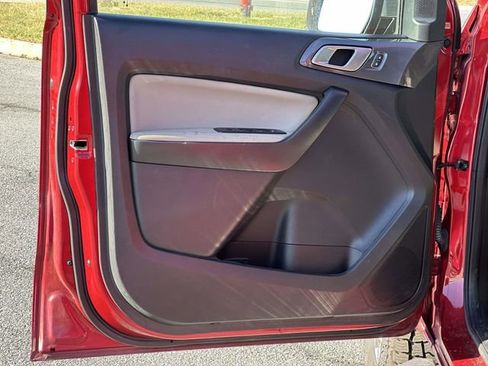 Used 2020 Ford Ranger Lariat w/ Equipment Group 501A Mid image 9