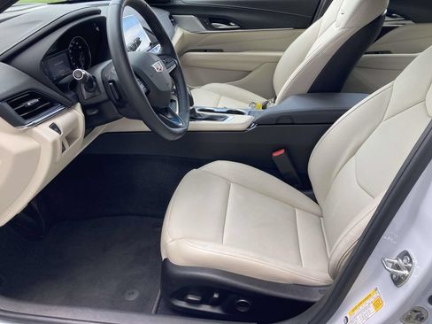Used 2026 Cadillac CT4 Premium Luxury RWD image 12