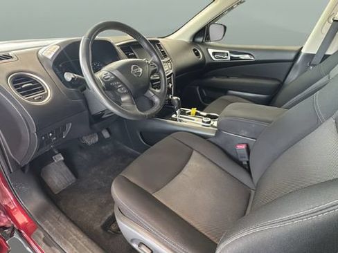 Used 2017 Nissan Pathfinder SV AWD/4WD image 10