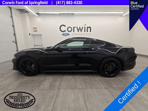 Used 2019 Ford Mustang GT w/ Black Accent Package RWD image 2
