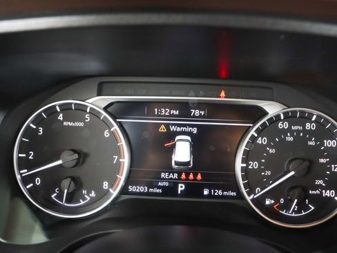 Used 2021 Nissan Rogue SV image 15