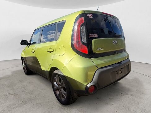 Used 2014 Kia Soul + w/ Primo Package FWD image 2