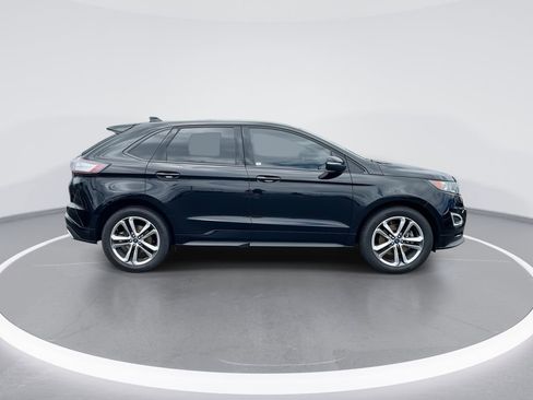 Used 2018 Ford Edge Sport w/ Technology Package AWD/4WD image 9