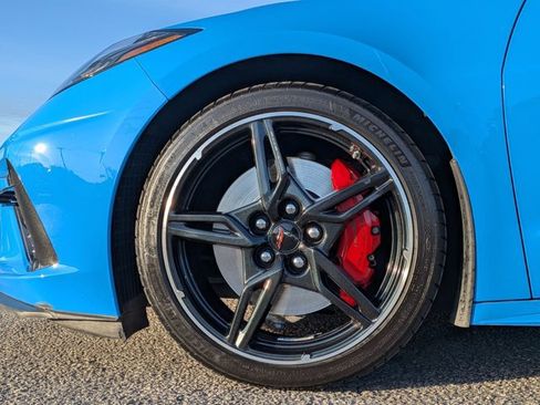 Used 2021 Chevrolet Corvette Stingray Preferred Cpe w/ Z51 Performance Package image 24