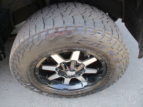 Used 2015 RAM 2500 Tradesman w/ Chrome Appearance Group image 13