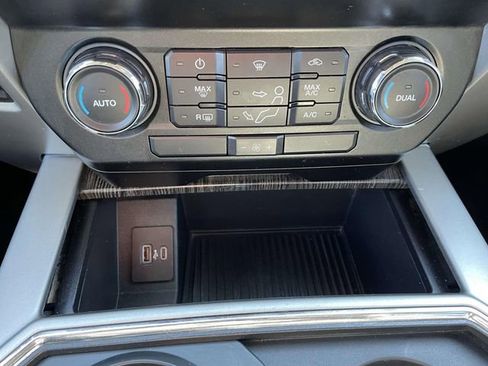 Used 2020 Ford F250 Lariat image 23
