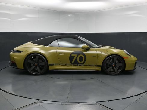 Certified 2026 Porsche 911 GTS RWD image 18