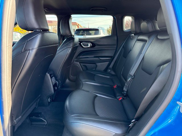 Used 2025 Jeep Compass Latitude w/ Altitude Special Edition AWD/4WD image 16