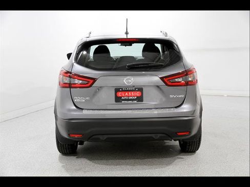 Used 2020 Nissan Rogue Sport SV AWD/4WD image 19
