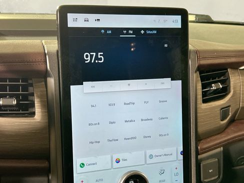 Used 2022 Ford Expedition Max Limited image 15