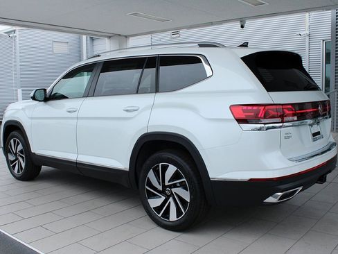 New 2025 Volkswagen Atlas SEL image 29