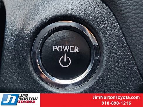 Used 2023 Toyota RAV4 XLE Premium image 24