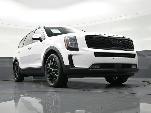 Used 2022 Kia Telluride SX w/ Towing Package image 30