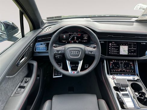 New 2026 Audi SQ7 Prestige image 12
