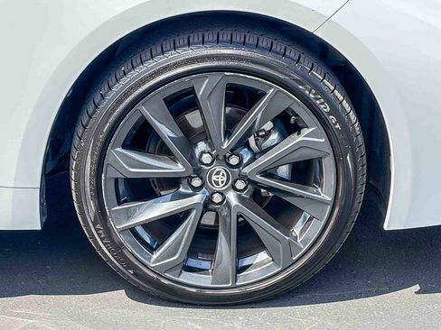 Used 2026 Toyota Corolla SE FWD image 9