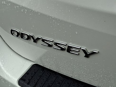 Used 2023 Honda Odyssey Touring image 31