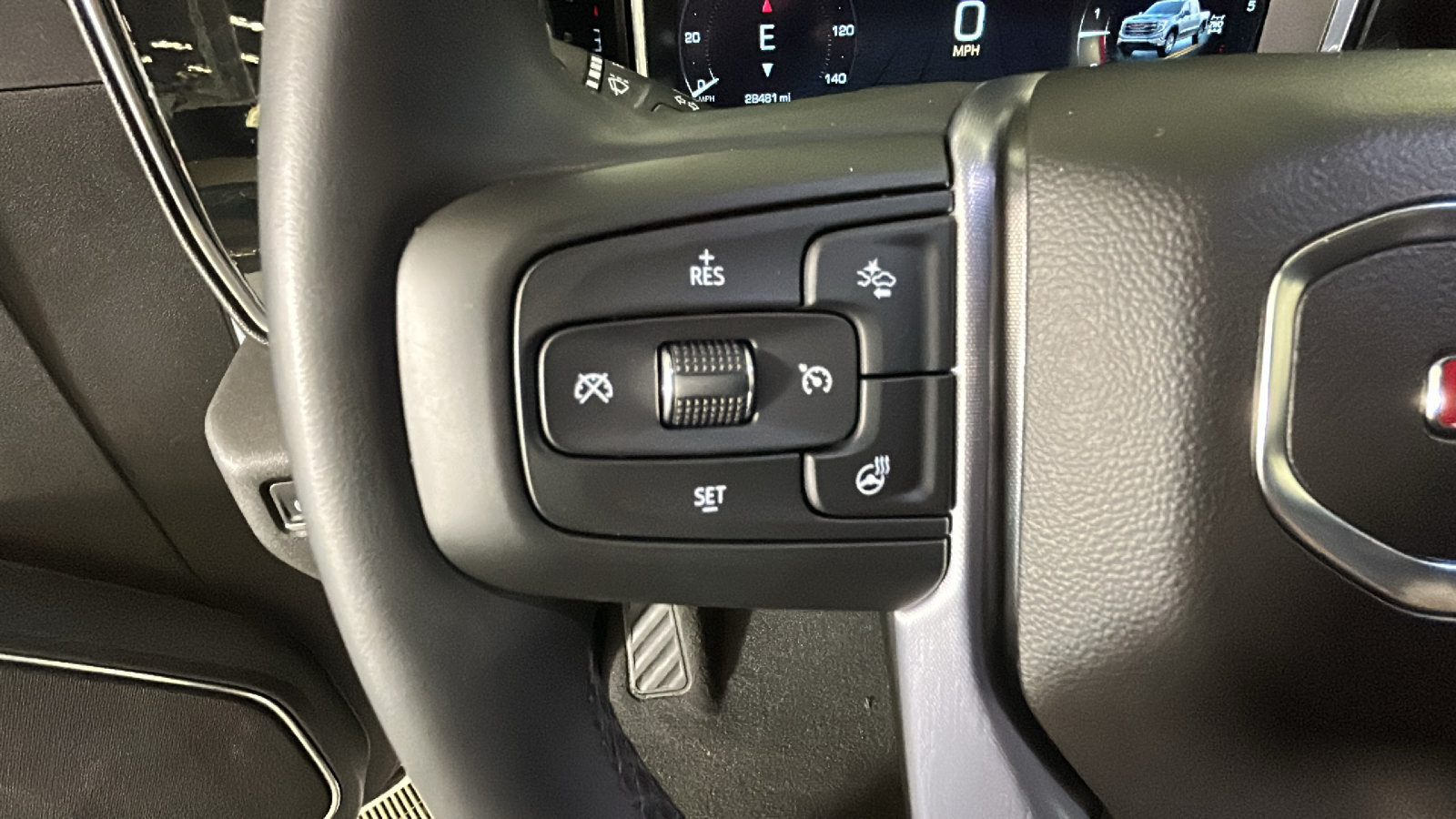 Used 2024 GMC Sierra 1500 Elevation AWD/4WD image 18