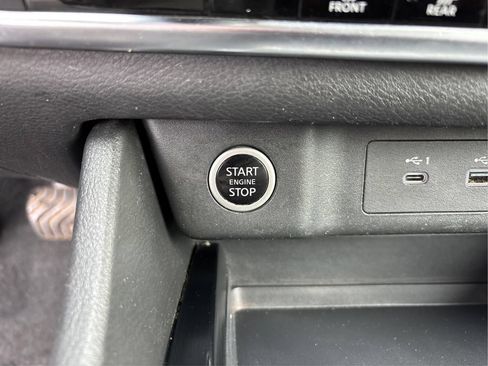 Used 2023 Nissan Rogue SV AWD/4WD image 28