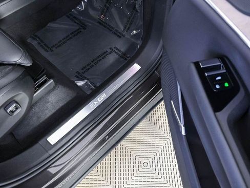 Certified 2025 Volvo EX90 Plus AWD/4WD image 26