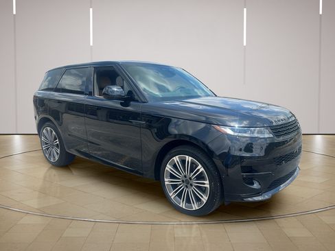 Used 2026 Land Rover Range Rover Sport Dynamic SE AWD/4WD image 9