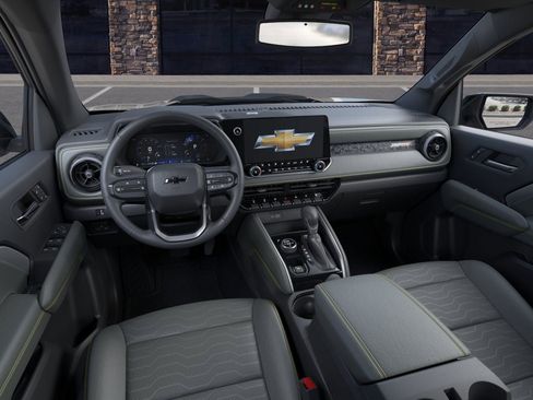 New 2026 Chevrolet Colorado ZR2 w/ Technology Package AWD/4WD image 39