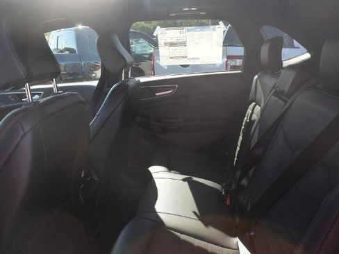 Certified 2024 Ford Edge ST-Line AWD/4WD image 13