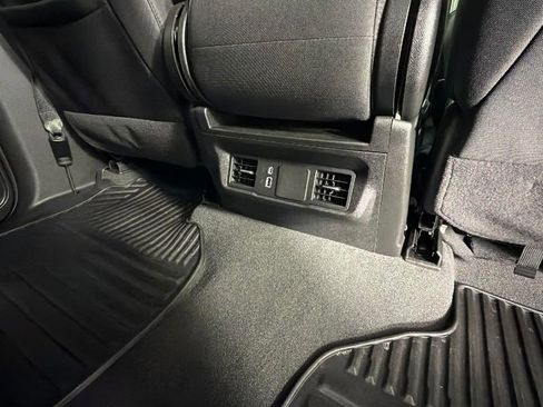 Certified 2024 Chevrolet Silverado 1500 Custom RWD image 30