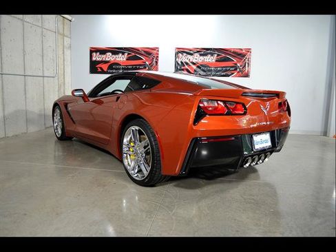Used 2016 Chevrolet Corvette Stingray Coupe w/ 2LT Preferred Equipment Group RWD image 5
