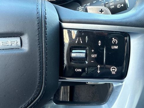 Certified 2024 Land Rover Range Rover Long Wheelbase SE image 28