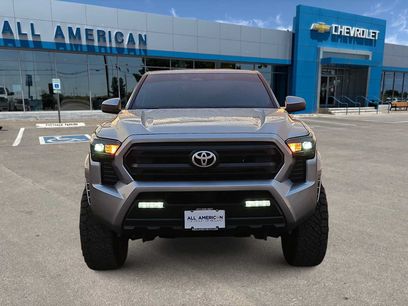 Used 2025 Toyota Tacoma SR5