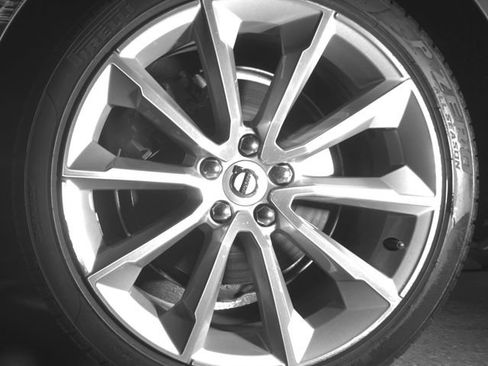 Used 2020 Volvo V60 T5 Momentum w/ Protection Package image 42