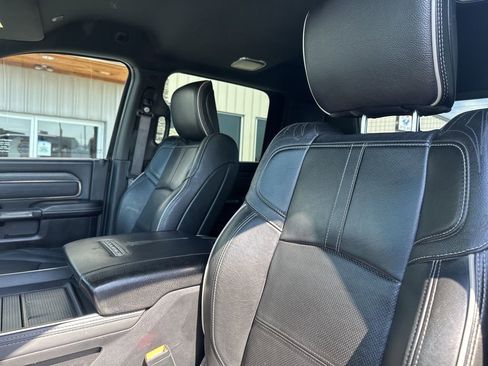 Used 2019 RAM 2500 Limited AWD/4WD image 22