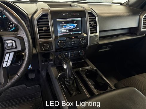 Used 2015 Ford F150 XLT w/ Equipment Group 302A Luxury AWD/4WD image 19