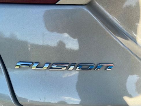 Used 2015 Ford Fusion Titanium FWD image 11