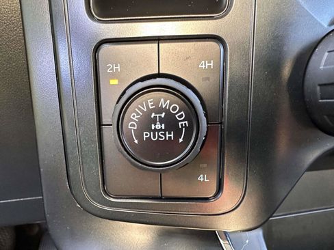 Used 2025 Ford F150 STX w/ Equipment Group 200A image 25